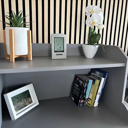 Mit Weitblick, 50 Qm, Ueberdachter Balkon *